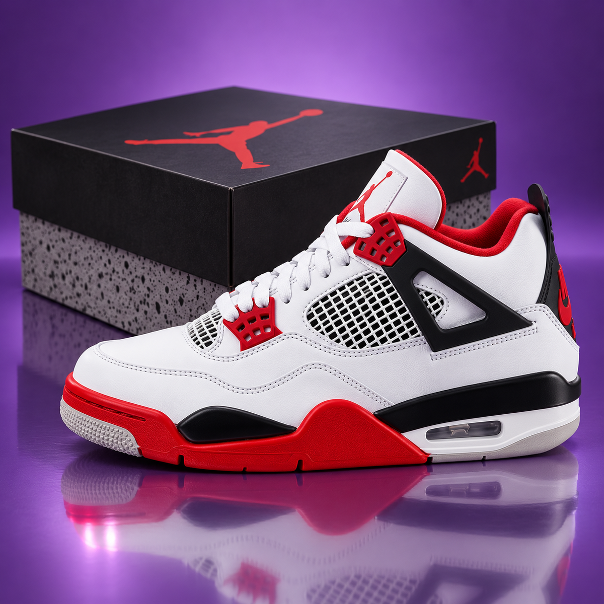 Nike Jordan 4s